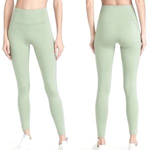 Girlfriend Collective High Rise Compression Sage Green Leggings Women's Sz M
